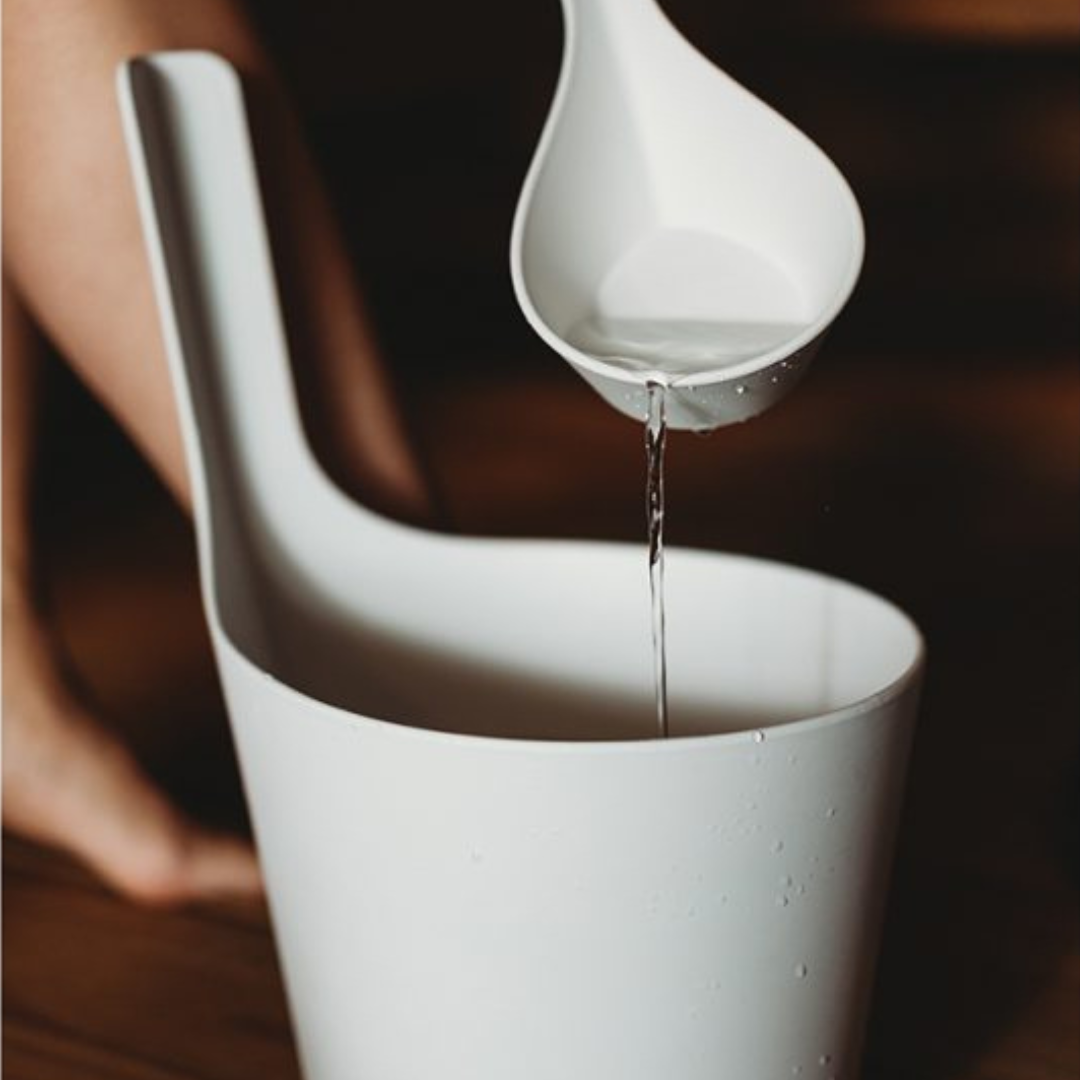 Rento Bucket & Ladle